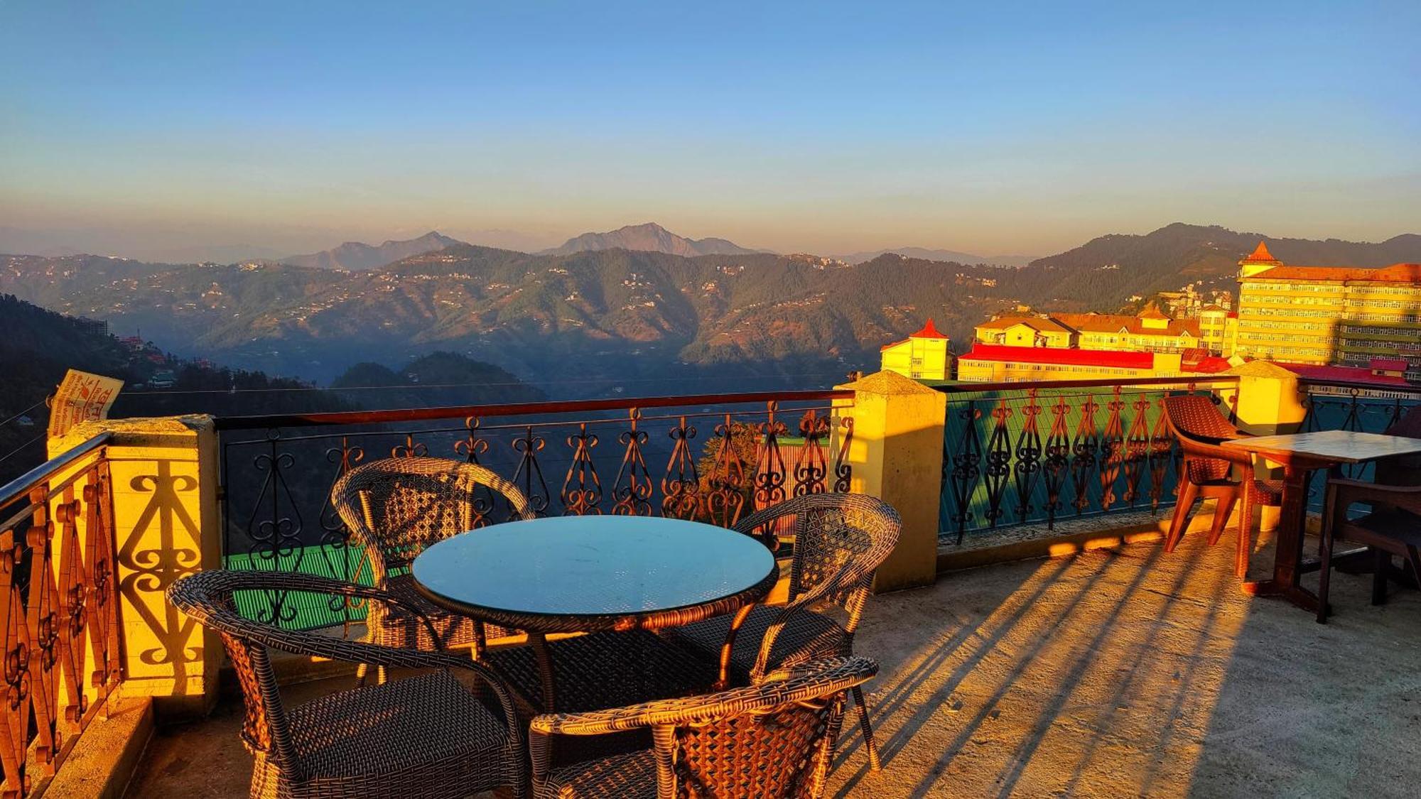 The Ashoka Inn 300Mts Walkable From Mall Road Shimla Exteriör bild