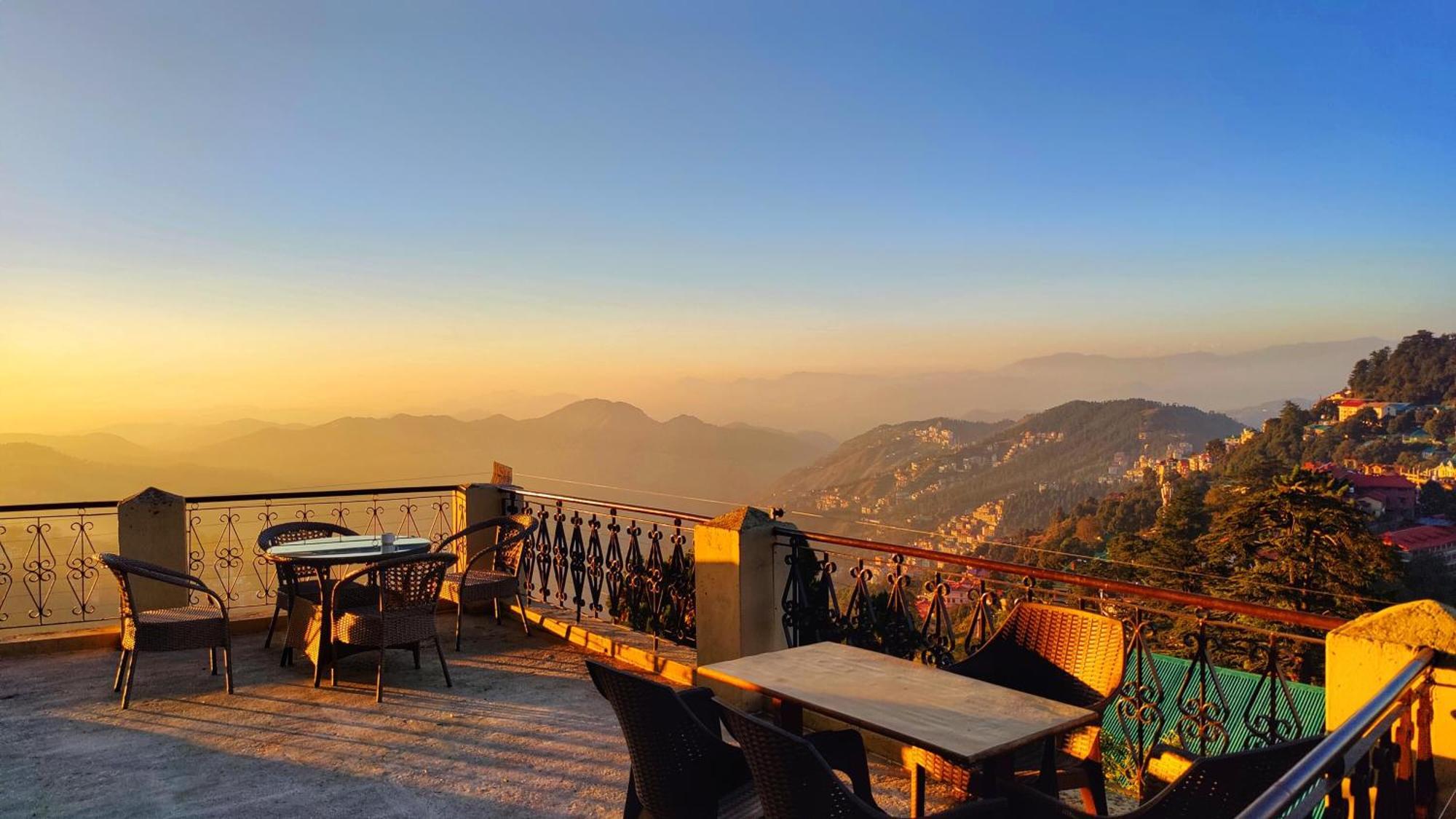 The Ashoka Inn 300Mts Walkable From Mall Road Shimla Exteriör bild
