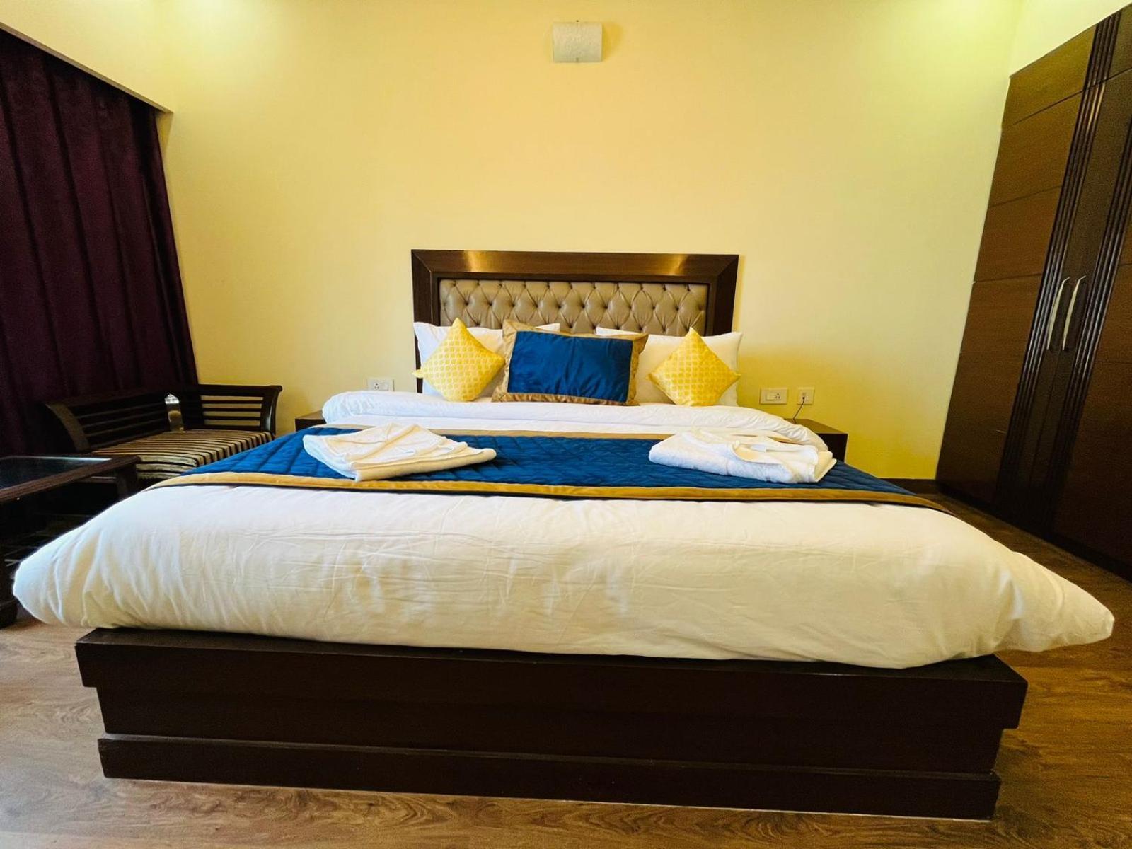 The Ashoka Inn 300Mts Walkable From Mall Road Shimla Exteriör bild