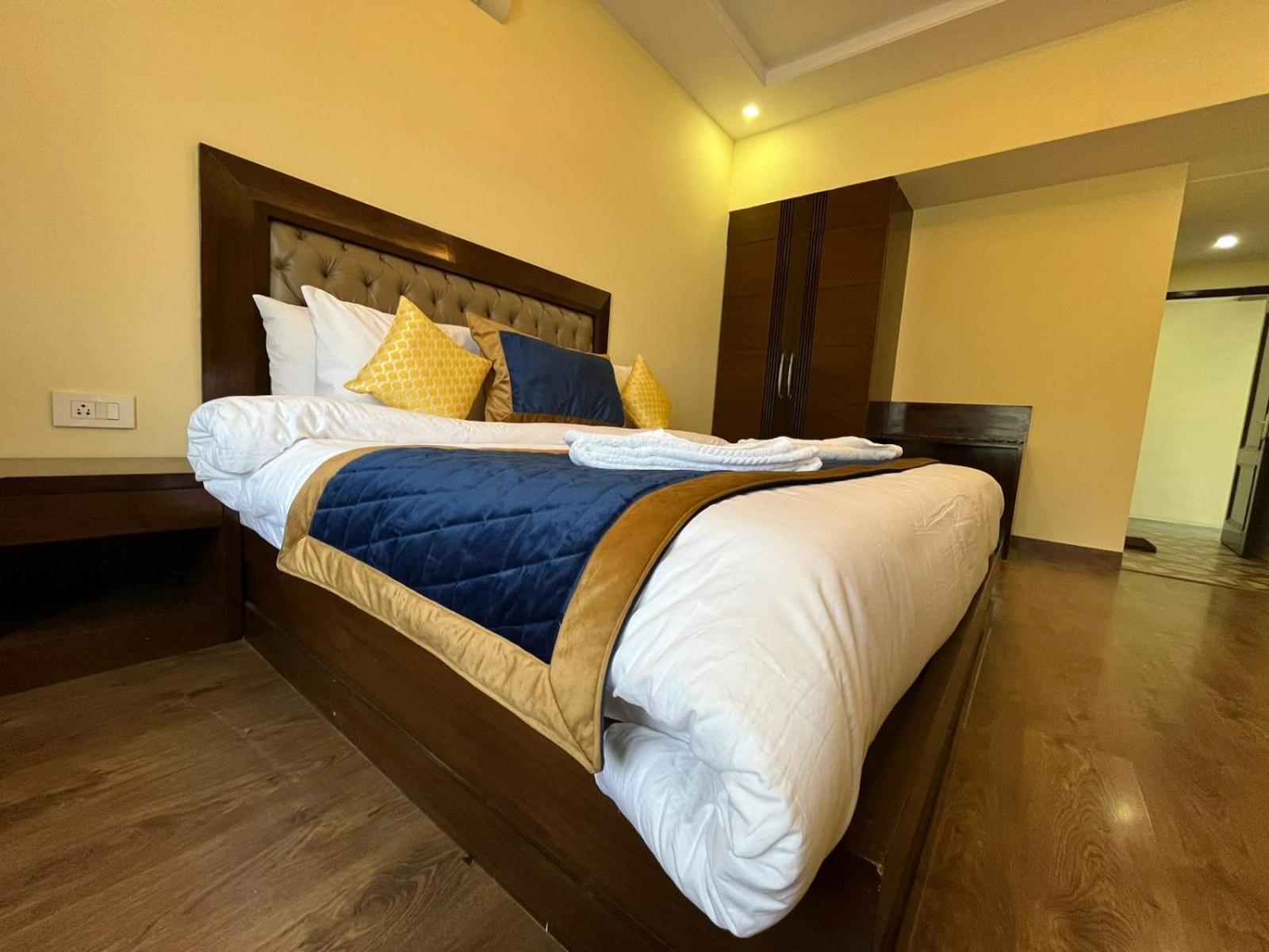 The Ashoka Inn 300Mts Walkable From Mall Road Shimla Exteriör bild