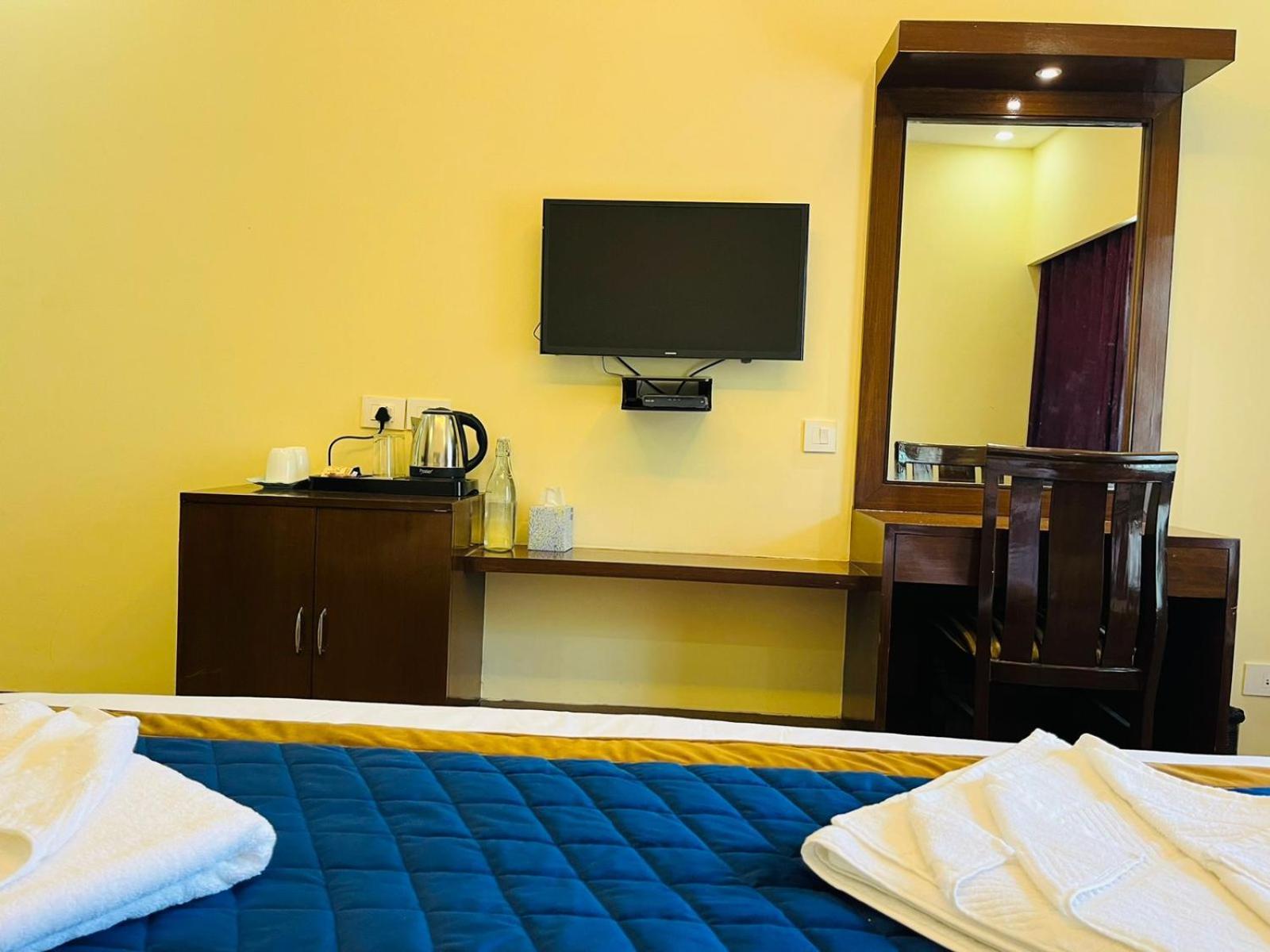 The Ashoka Inn 300Mts Walkable From Mall Road Shimla Exteriör bild