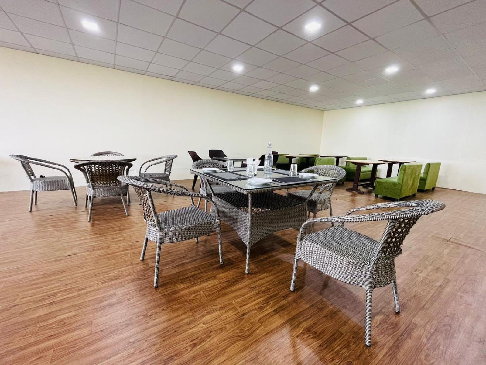 The Ashoka Inn 300Mts Walkable From Mall Road Shimla Exteriör bild