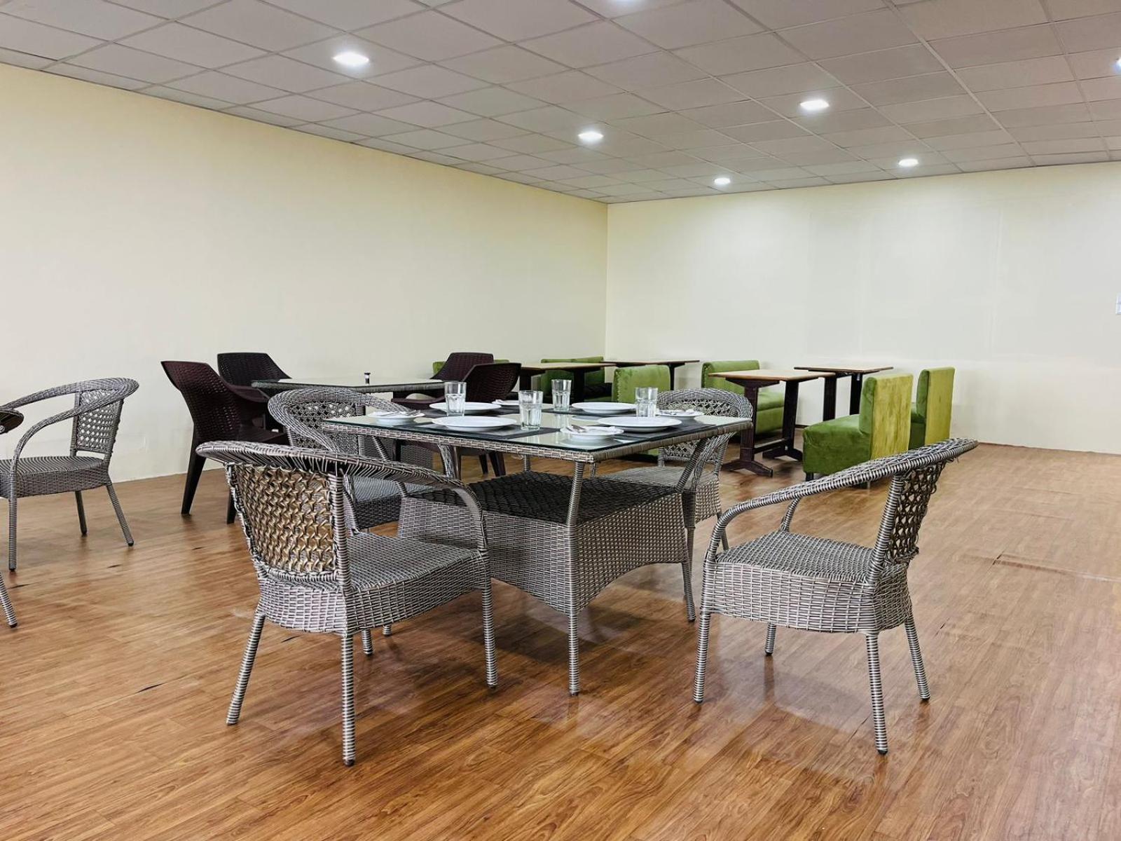 The Ashoka Inn 300Mts Walkable From Mall Road Shimla Exteriör bild
