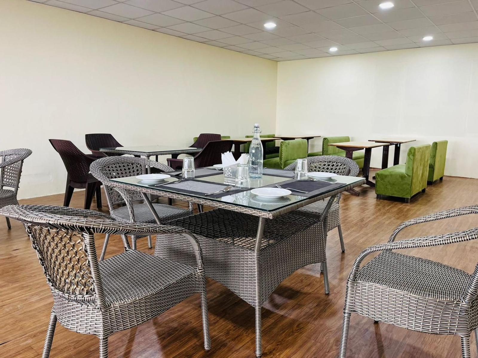 The Ashoka Inn 300Mts Walkable From Mall Road Shimla Exteriör bild